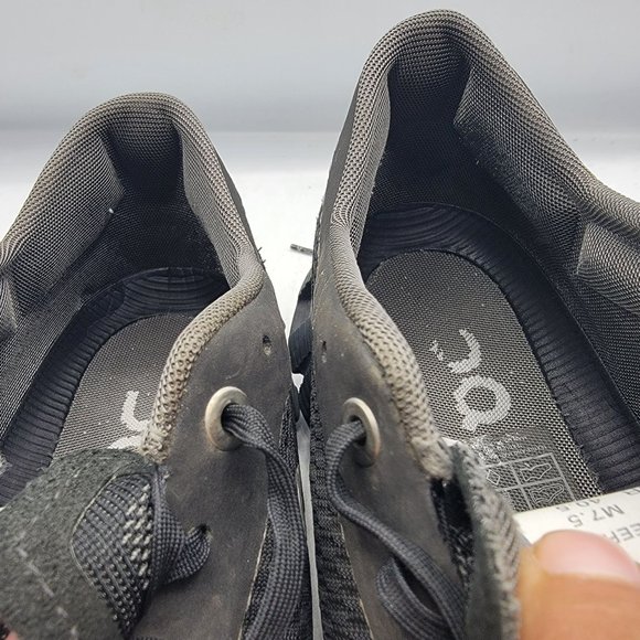 On Cloud X Mens 7.5 Triple Black Asphalt Athletic Sneaker Shoes Running - Picture 11 of 14